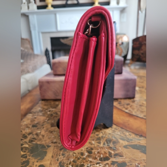 Badgley Mischka Red Quilted Women's Bag - Picture 3 of 10